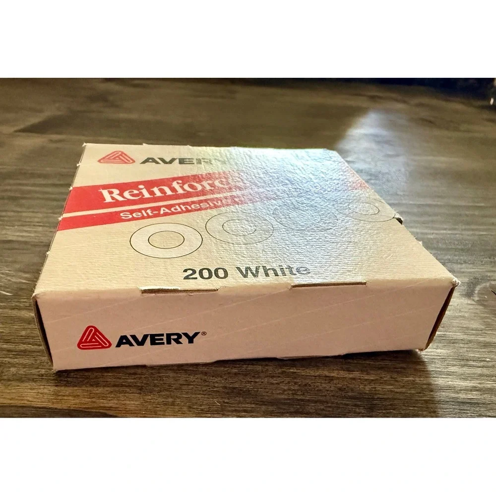 Avery Reinforcements Hole Labels 200ct White NEW 05729 Permanent Self-Adhesive